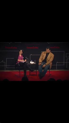 Neil deGrasse Tyson impressed with intelligent question from a kid in the audience 😮 #NeildeGrasseTyson #Physics #Cosmos #Cosmology #TheBigBangTheory