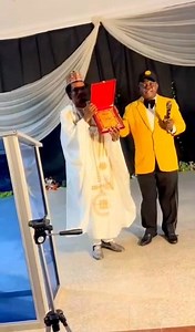 The Ancient and Noble Order of the Knights of Saint John international ( KSJI), Nigeria, Jos commandery, yesterday bestowed an award of Excellence on me for my tireless contribution to Christian faith and society at large. The Order of the Nights of Saint John international ( KSJI) was founded in the year 1048AD at Amalfia, Sicily, Italy. In 1886, the headquarters was moved to New York city, USA. The Order of the Knights of Saint John was Established in Nigeria in 1976 with the aim to cultivate 