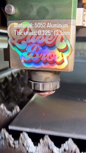 Material: 5052 grade Aluminum Thickness: 0.125” (3.1mm) Process: Laser Cut (3KW) with high pressure air Deets: We use high pressure air on our aluminum cutting; the added oxygen in the air helps accelerate the cut and often gives a smoother edge compared to N2 (nitrogen). Video is real-time @ around 300 inches per minute cutting speed. Laser Cut Parts Delivered To Your Door 🇺🇸 | Laser Bros