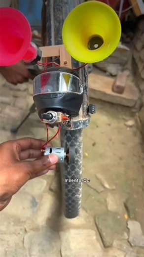 Two Mini Horn Using My Bicycle Wheel#dcmotor #innovation