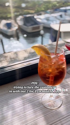 Come down to The Bridge Hotel Mordialloc in the Terrace on Fridays between 3-6pm for 2 for 1 cocktails!! 🍹🍸 #mordi #cocktails #restaurant #thebridgehotelmordi #fyp #pov #Drinks #mordialloc