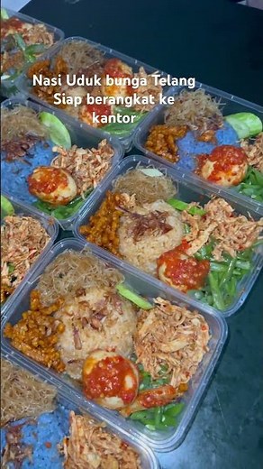 Nasi uduk bunga Telang masak buat keluarga
