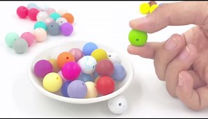 Scarlet Red Color 100pcs Silicone Round Beads 15mm 12mm Silicone Pearl Farmhouse Decor Ball Bulk Mom Keychain DIY Jewelry Making