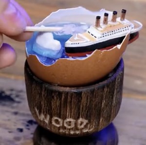 Stunning Titanic miniature on an egg | 5-Minute Crafts Like