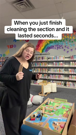 Elmo's Cleaning Woes at the Library