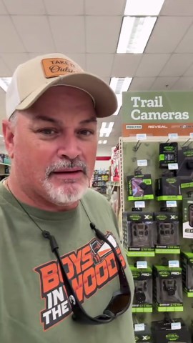 Battery vs. Gravity Feeders