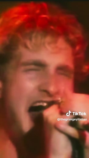 Alice in Chains live 1992: ‘Would?’ & ‘Junkhead’ Singles Premiere LA