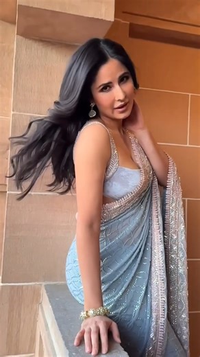 Katrina Kaif looks effortlessly graceful, proving once again that elegance never goes out of style. #katrinakaif #bollywood #celeb #saree | Zoom TV