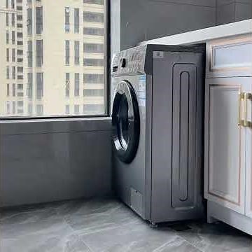 Walking washing machine