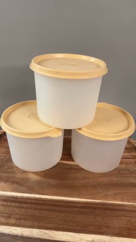 Vintage Tupperware, Set of 3 Containers, 250-6, Lid 215-48 - Etsy