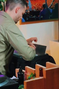 1.3K views · 87 reactions | “For The Record” met Stu ❤️ Prettig weekend iedereen  | 12 Inch Lovers | Facebook