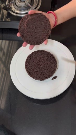 Eggless Chocolate Cake | How to make Chocolate Sponge Cake #shorts #youtubeshorts #chocolatecake