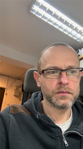 Reparăm laptopuri de toate felurile si cu tot felul de probleme. Ne ajută experienta de 20 de ani în reparația laptopurilor și ambiția😆 DepanareLaptop – Reparații & Upgrade Diagnostic | Curățare completă | Înlocuire display/tastatură | Mufă alimentare | Recuperare date 📍 Calea Vitan 111 (lângă Mall Vitan), Sector 3 · 🕒 09:00–18:00 · 📞 0721 540 658 💻depanarelaptop.ro #depanarelaptopro #ComponenteLaptop #reparațiilaptop | DepanareLaptop