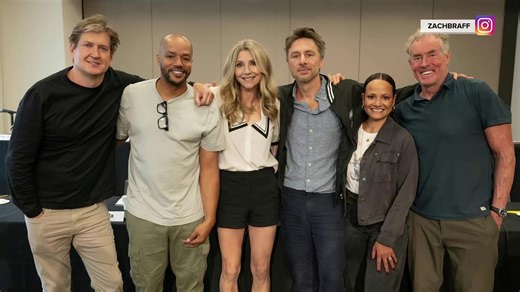 ‘Scrubs’ Stars Reunite at 1st Table Read for Upcoming Reboot