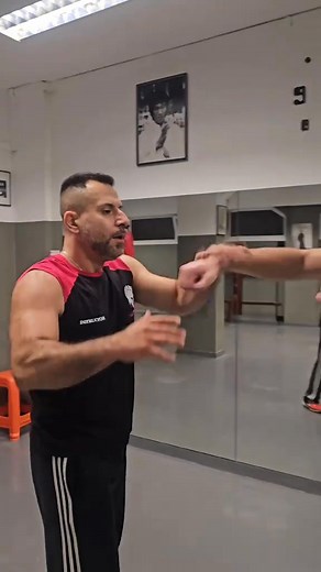 143 reactions · 37 shares | Street Fight Techniques Pt.1 #wingchun #combat #fighting #selfdefense #martialarts | Instructor Filippos Gournaris | Facebook