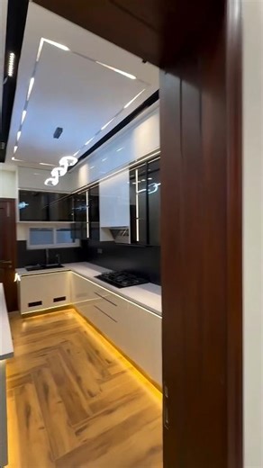This Beautiful Kitchen Looks So Classy 😍✨