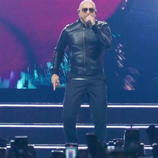 JUST ANNOUNCED 🚨 MR. WORLDWIDE IS BACK 🔥🌎 Pitbull is bringing the “I’m Back” Tour to Pine Knob Music Theatre on September 9, 2026, and he’s not coming alone! Lil Jon is pulling up to turn the party ALL the way up. 🎟️ Just announced: Thursday, January 15 at 10AM 🎟️ Public on sale: Friday, January 30 at 10AM But why wait? 👀 The all-new Morning Rollout with Lisha B & Clay is hooking you up with WIN BEFORE YOU CAN BUY tickets ALL NEXT WEEK. Daleeeeee 💃🏽🔥 Who’s your plus one? Tag them below!