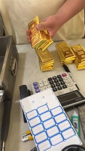 Straight from the mine. #gold #shorts