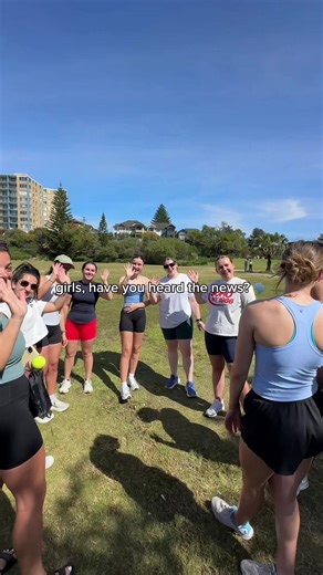 The girls are locking in for a summer of non-stop Rounders ⚾☀️ Find them on Active Locals app and jump in for some summer fun with old and new girlfriends 💙 #girlsclub #sydneygirlsclub #rounders #activelocals