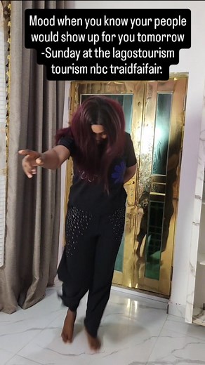 This small dance took a toll on me 藍. Went to sleep for the whole...