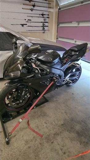 FFG Service - First Look! - 2005 Yamaha YZF R1