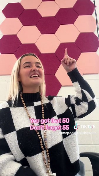 Another swiftie song! This time we learned our 5s! #thattiktokteacher #teachersoftiktok #teacherlife #teachertok #teacherresources #multiplication #taylorswift #classroommanagement #fyp #multiplicationsong #funtea