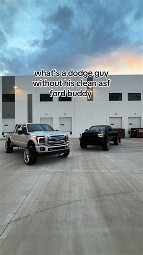 both need tint #dodgeram #trucktok #fyp @Christian_tolley | trucks