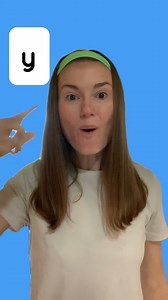 Here are all the English phonetic sounds with actions! When taught the sound alongside actions and images, children are able to make connections that help them recall the sound quicker than they would without. You can watch this video to teach yourself the sounds and corresponding actions. #phonics #reading #sound #complexsounds #learnenglish | Reading Tips For Parents