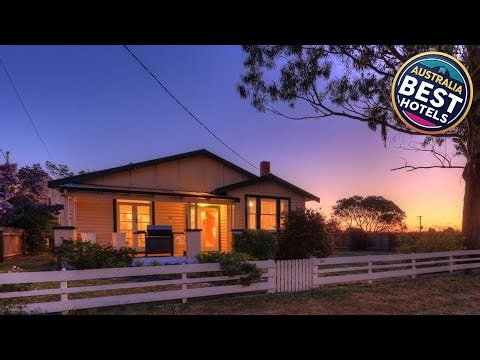 Grace's Spa Cottage | Smithton, Australia | Hotel Review 🏨