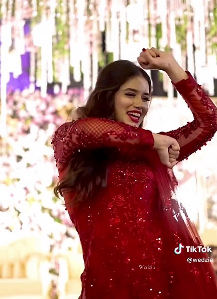 Creative Wedding Fashion Ideas for Modern Couples