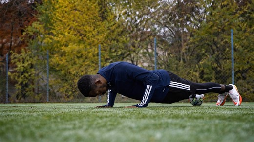 Optimizing training habits for peak football performance