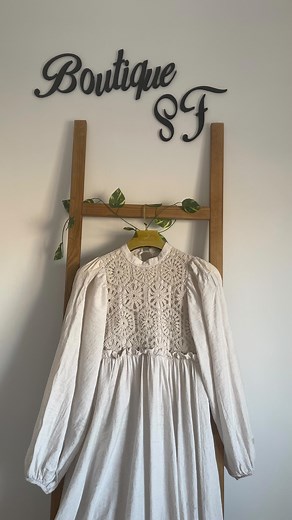 Robes soirées on Instagram‎: "🪞Robe hijab🪞💸4500da 💸 🦋 Sur commande et sur mesures 🦋 la livraison disponible pour les 58 wilayas 🛍 . . . . . . . . #dzpower #algerie #blogueuse #lookdujour #algerienne🇩🇿 #dz #dzair #oran #chlef02 #reel#chlef02 #reels #blogger #الجزائر #algerie #algerienne🇩🇿 #trendingreels #blogeuse #blogeusebeauté #beauty #fashion #dzpower #trending # chlef #explore #fashionreel #algerienne🇩🇿 #dzteam #algerienne #alger #dz #algerie #amazing #dzair #mode #fashionreel#ال