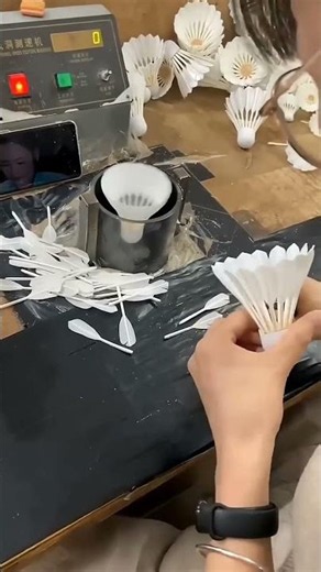 How Badminton Shuttlecocks Are Actually Made!