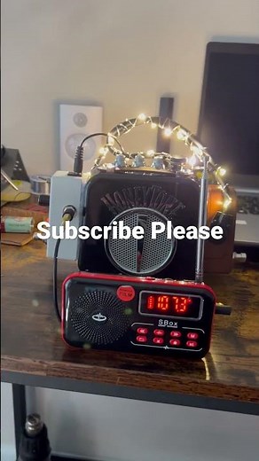 Ghost Box build using a HoneyTone amp.