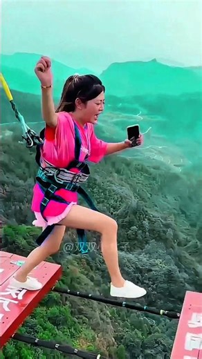 मम्मी खाई में नीचे गिर गई🥵 ll Carriage House wooden artist ll #cartoon #shortvideoshortvideo