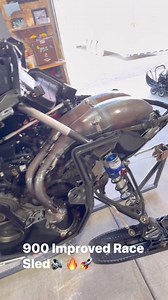 The crisp sounds of Starting Line Products (SLP) twins / Carl's Cycle Sales engine is epic 🔊🚀 My Polaris Snowmobiles 900 Improver race sled reminds me of one of the first sleds I purchased 50/50 with my parents way back in the day, the nostalgic 1998 Polaris RMK 700 with SLP twins! Below is a build list for this weapon. Mechanics- @dale.stewart.716 & @tuck_w33d 🏁 @polarissnow 9R Matryx Slash 155🏁 @startinglineproducts twin pipes/power dome head🏁 @carls_cycle_sales engine work and driven tor