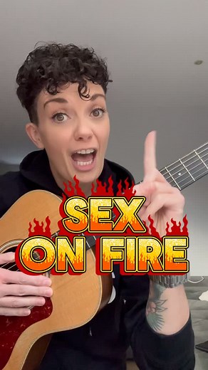 How to play ‘Sex on Fire’ by Kings of Leon on guitar! Big energy, simple chords, and always a crowd-pleaser — especially at parties or pub gigs. Easy enough for beginners, solid enough for your set list. Want more songs that just work live? Grab the free Gig Ready Set List at the link in my bio👆 or write SET LIST in the comments 👇. #sexonfire #kingsofleon #easyguitarlesson #guitartutorial #guitarforbeginners #singinguitarist #guitar #guitarlesson | The Singing Guitarists