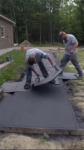 Drive way making ASMR #asmr #satisfying #fyp #driveway #drivewaymaking #workhard #construction