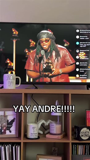 Leon Thomas Wins Grammy: A Victorious Moment!