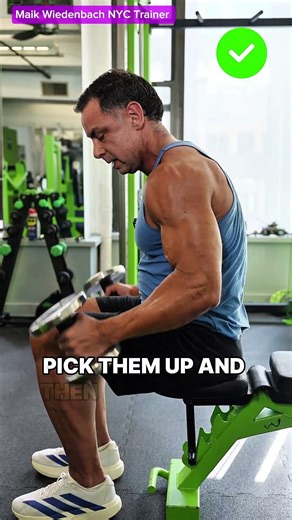 This is Why your Shoulders hurt when Benching!