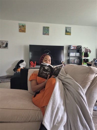 I WISH I could get my self together this fast irl 😭 in truth, I have to clean the whole house before I