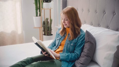 EMMA + OLIVER Astor 12 Inch CertiPUR-US Certified Hybrid Pocket Spring Mattress, Queen Mattress in a Box