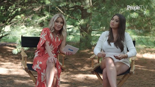 Kelly Ripa and Daughter Lola Consuelos Get Real About Embarrassing Instagrams, Clapbacks and Thirst Traps