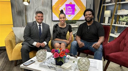 Comedian Craig Robinson performs at Helium Comedy Club