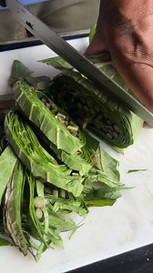 188K views · 1K reactions | पारंपारिक अळूचं फतफतं।अळूची पातळ भाजी | The Indian Cooking Show 7 | Facebook