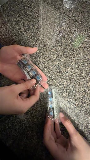 1/2/3 PCS Keyboard ⌨️ Fidget Toy 🧸 Keyboard Fidget Keychain 4-in -1 Keyboard 🎹 Decompression Button Finger Clicker Toys, Button Stress Relief 🥲 Fidget Gifts 🎁 to Relief Stress#keyboardfidget #stressrelief #keyboardfidgetclicker #tiktokshop#paratipage❤️