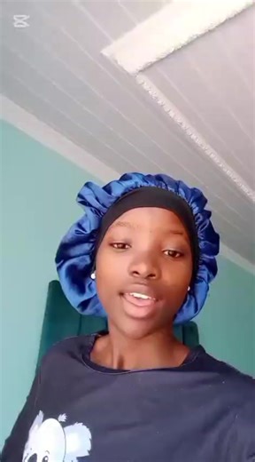 My First Vlog Adventure: Lighting Struggles and Background Noises