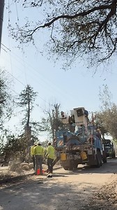 We’re thankful for the thousands of SCE, contract and mutual assistance teams who continue to focus on getting the power restored to our customers safely during this difficult situation. SCE Distribution Construction Senior Manager E.J. Muro shares more about our collaborative efforts in some of the hardest-hit areas. Remember, if you see a downed power line, do not touch it or anything in contact with it. Stay at least 100 feet away and call 911. | Southern California Edison (SCE)