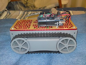 B.A.T. (Bluetooth Arduino Tank)  | RobotShop Community