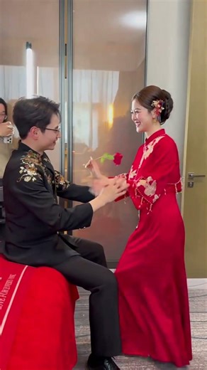 Luxury Chinese Wedding Moments 😍🔥 Bride’s Happiness Turns Funny 😂💍 #Shorts